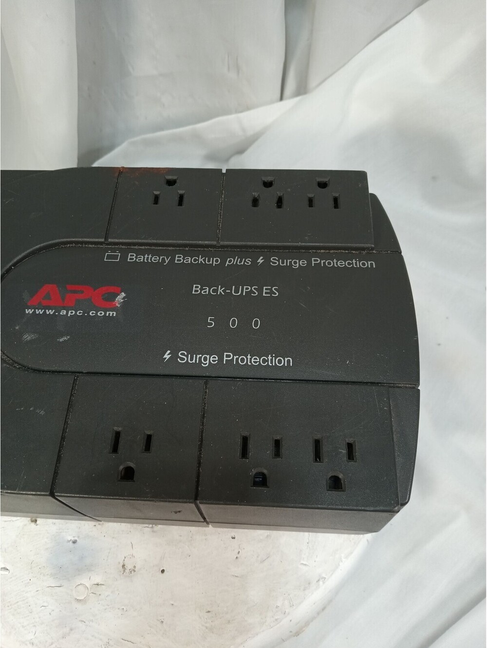 APC Back-UPS ES 500VA BE500U 6-Outlet Battery Backup